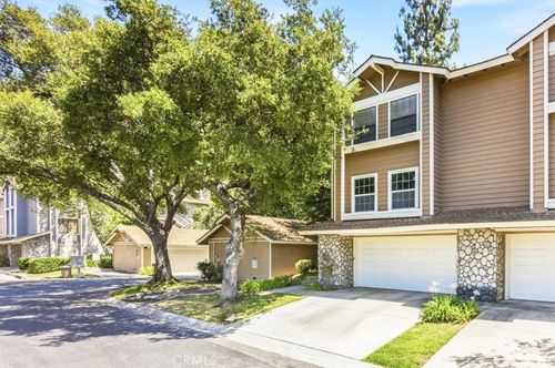 909 Lotus Cir, San Dimas, CA, 91773 | Card Image