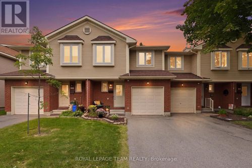 304 Valade Cres, Orleans, ON, K4A2X3 | Card Image