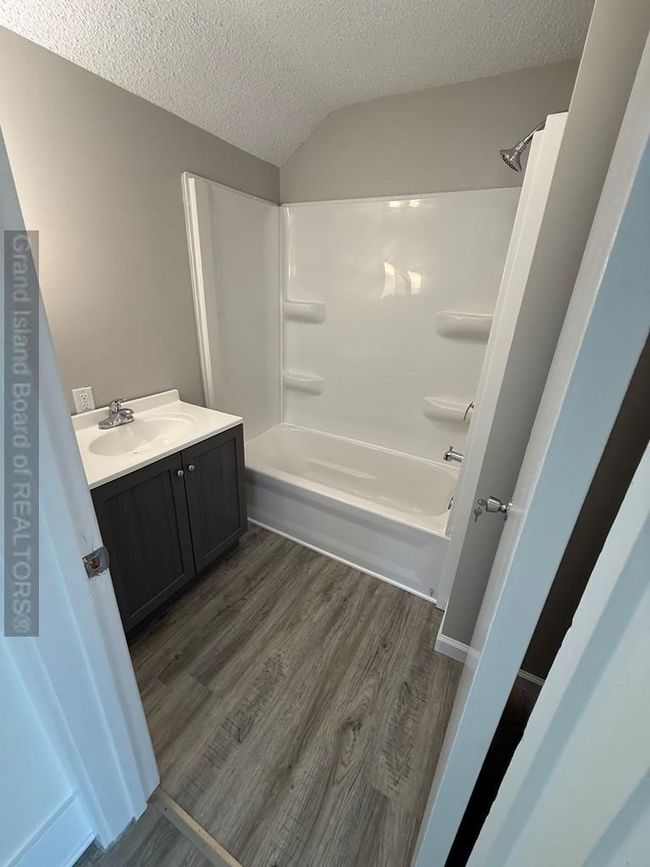 1615 W 7 St, House other with 4 bedrooms, 2 bathrooms and 1 parking in Hastings NE | Image 29
