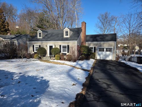 51 Glendale Rd, Stamford, CT, 06906-1223 | Card Image