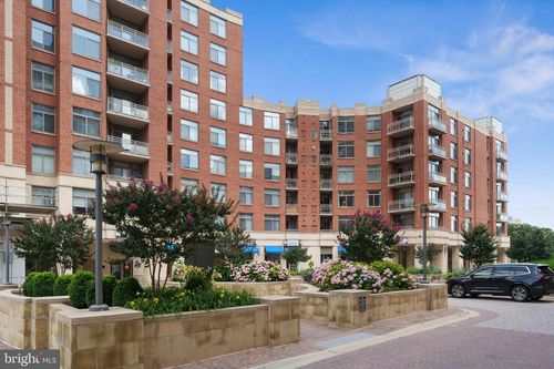 215w-3600 S Glebe Rd, ARLINGTON, VA, 22202-2375 | Card Image