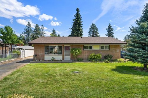 7014 N Howard St, Spokane, WA, 99208-4068 | Card Image