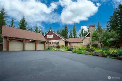 29232 305th Court Se, House other with 5 bedrooms, 4 bathrooms and 4 parking in Ravensdale WA | Image 2