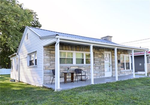 809 Florence St, Belpre, OH, 45714-1739 | Card Image