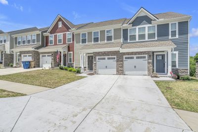 697 Exmoor Dr, Townhouse with 3 bedrooms, 2 bathrooms and 2 parking in Goodlettsville TN | Image 3