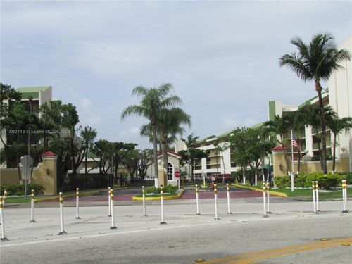 apt-105-8820 Fontainebleau Blvd, Miami, FL, 33172-4503 | Card Image