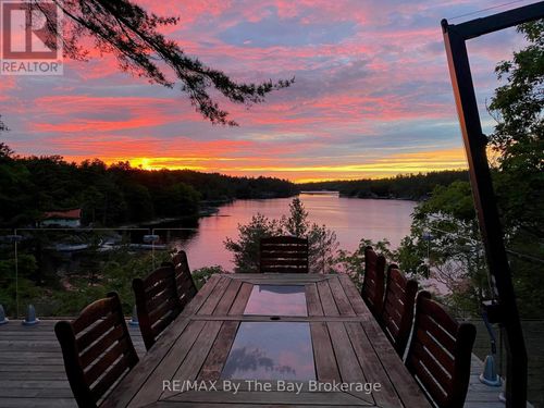 3688 Is 1810, Bone Is, Georgian Bay (Gibson), ON, P0E1E0 | Card Image