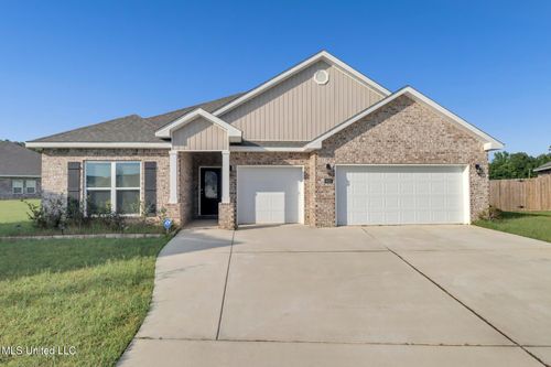 8025 Crawford Dr, Long Beach, MS, 39560-5649 | Card Image