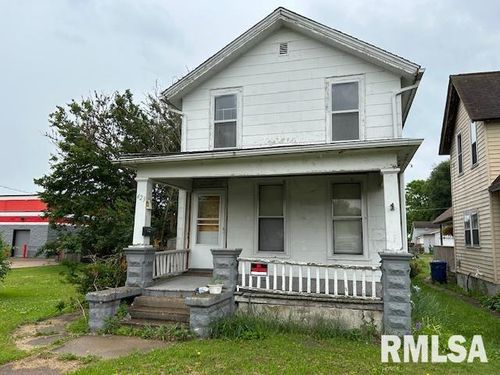 423 9th Ave S, Clinton, IA, 52732-5824 | Card Image
