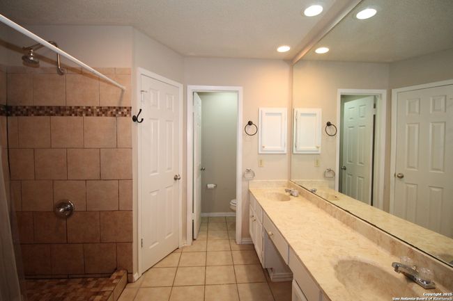 10305 Vigilante Trl, House other with 3 bedrooms, 2 bathrooms and null parking in Converse TX | Image 8