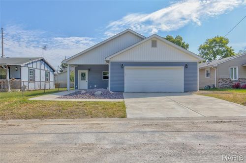 731 Dugger St, Bethalto, IL, 62010-1314 | Card Image