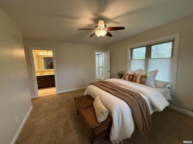 20731 N Sequoia Cv, House other with 4 bedrooms, 2 bathrooms and 2 parking in Chillicothe IL | Image 19