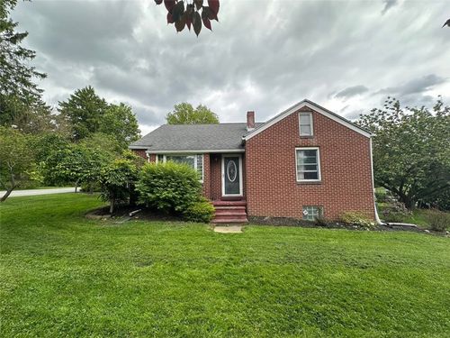 904 Sandalwood Dr, City of Greensburg, PA, 15601 | Card Image