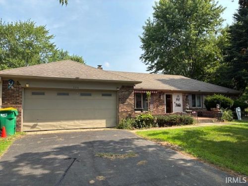 7370 Hidden Valley Dr, Plainfield, IN, 46168-2801 | Card Image