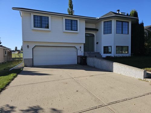 127 W Liberty Cres, Millet, AB, T0C1Z0 | Card Image