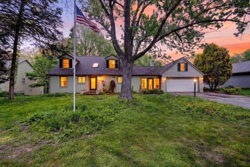 2410 River View Drive, Janesville, WI, 53546 | Card Image