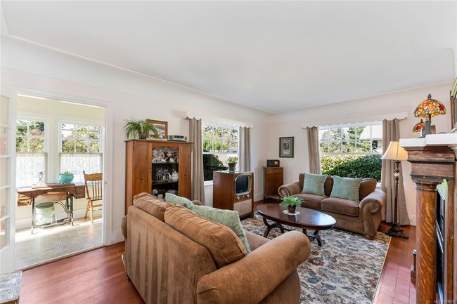 1867 Feltham Rd, House other with 2 bedrooms, 1 bathrooms and 1 parking in Saanich BC | Image 9