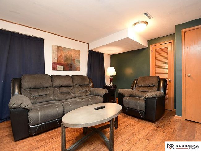 11023 Franklin Cir, House other with 3 bedrooms, 2 bathrooms and 2 parking in Omaha NE | Image 18