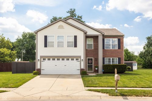 1174 Liberty Dr, Indianapolis, IN, 46234-9757 | Card Image