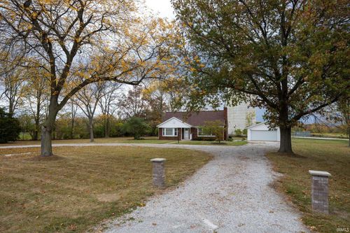 10814 Lower Huntington Rd, Roanoke, IN, 46783-9666 | Card Image