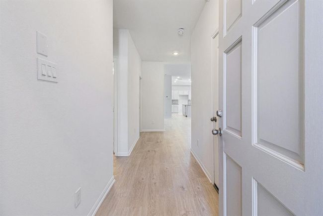 249 Edgewater Dr, House other with 4 bedrooms, 2 bathrooms and 2 parking in West Columbia TX | Image 4