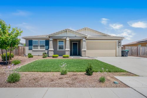 746 E Curtis Ave, Fowler, CA, 93625-2167 | Card Image