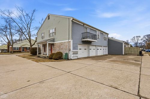 24649 N Meadow Dr, Harrison Township, MI, 48045-3130 | Card Image