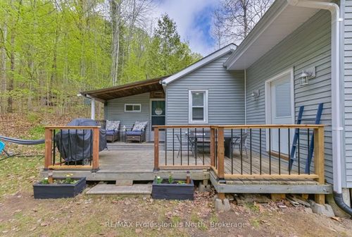 1755 N Shore Rd, Algonquin Highlands, ON, K0M1S0 | Card Image