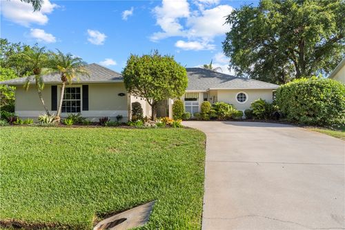 966 Gulfstream Ave, SEBASTIAN, FL, 32958-6027 | Card Image