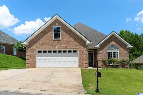 6423 Misty Ridge Dr, Trussville, AL, 35235-8662 | Card Image