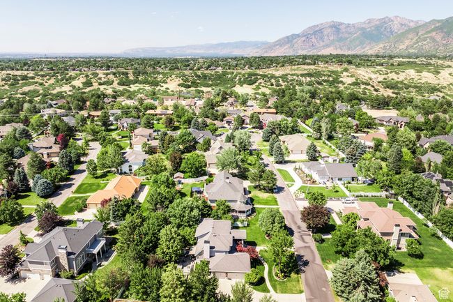 19 Snowstar Ln, House other with 5 bedrooms, 5 bathrooms and 9 parking in Sandy UT | Image 64