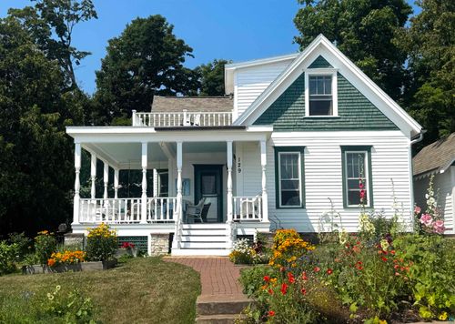 129 N 1st St, Bayfield, WI, 54814-5060 | Card Image