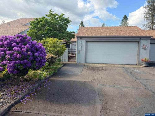 1839 Lexington Cir, Salem, OR, 97306 | Card Image