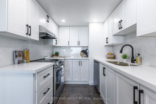 1509-121 Ling Rd, Scarborough, ON, M1E4Y2 | Card Image