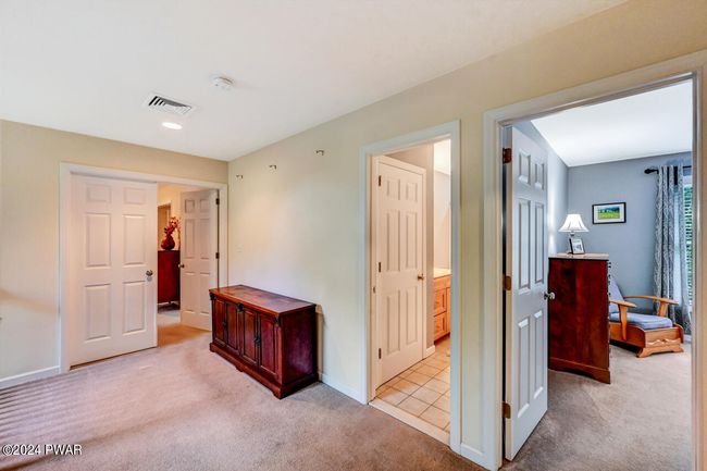 Upper Level | Image 39