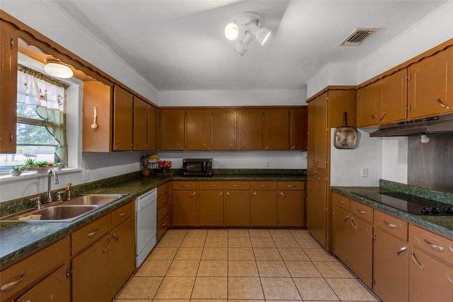 1436 County Road 2320, Home with 4 bedrooms, 2 bathrooms and null parking in Como TX | Image 14