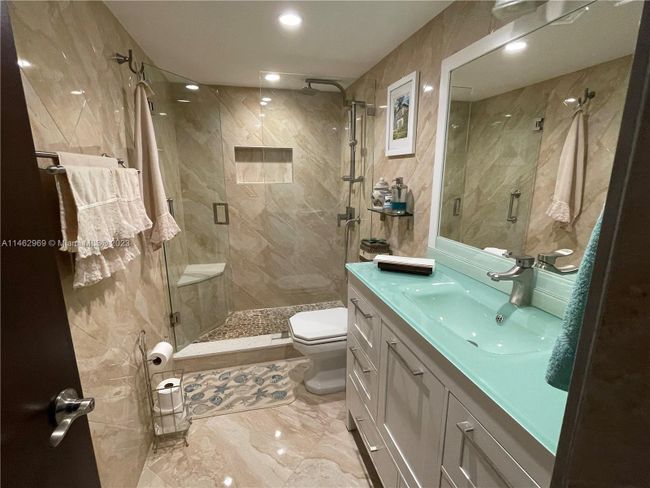 APT-2C - 4280 Galt Ocean Dr, Condo with 2 bedrooms, 2 bathrooms and null parking in Fort Lauderdale FL | Image 17