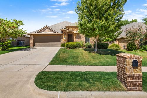 913 Abbey Ln, Midlothian, TX, 76065-1365 | Card Image