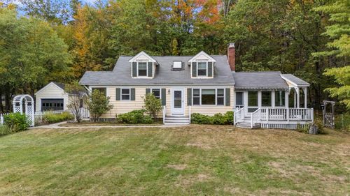 385 Seamans Rd, New London, NH, 03257-7508 | Card Image