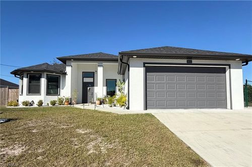 3800 10th St W, Lehigh Acres, FL, 33971 | Card Image