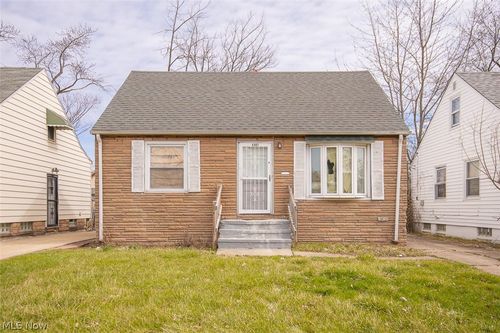 4397 E 154th St, Cleveland, OH, 44128-2906 | Card Image