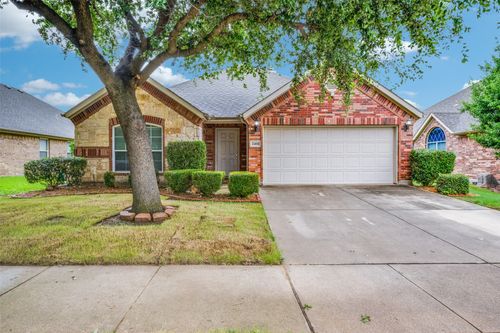 2401 Redondo Rd, Denton, TX, 76210-4648 | Card Image