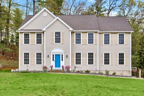 1 Lawton Ave, Westford, MA, 01886-2644 | Card Image