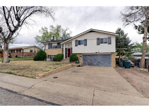 925 W 101st Ave, Northglenn, CO, 80260-6267 | Card Image