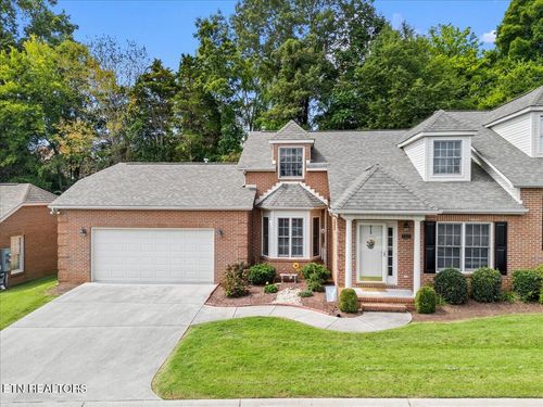 7527 Saint Baron Way, Powell, TN, 37849-4996 | Card Image