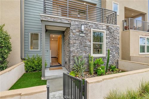 214 Keeper, Irvine, CA, 92618-1418 | Card Image