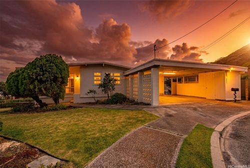 5647 Anolike Pl, Honolulu, HI, 96821-2036 | Card Image