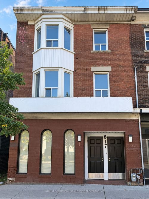 817 Bloor St W, Toronto, ON, M6G1M1 | Card Image
