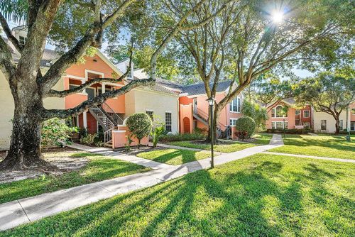 m-1001 Crystal Way, Delray Beach, FL, 33444-1006 | Card Image