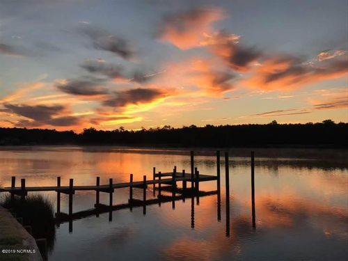 454 Baird Point Rd, Grantsboro, NC, 28529-9742 | Card Image